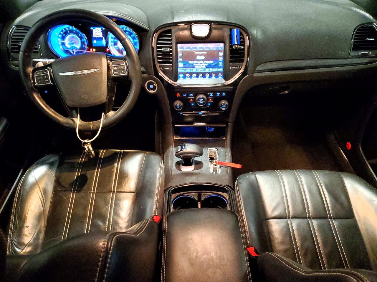 2014 CHRYSLER 300 S photo 8