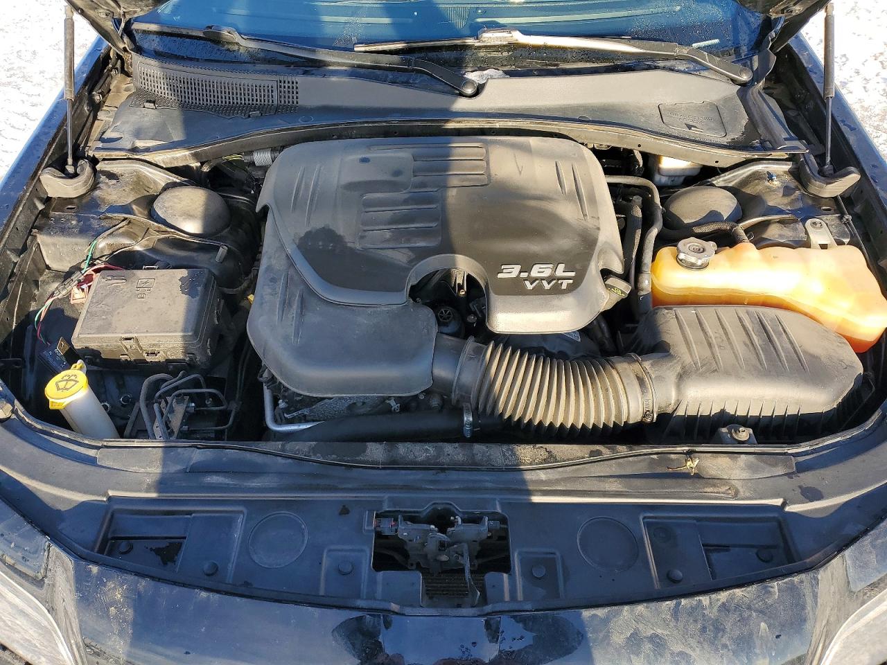 2014 CHRYSLER 300 S photo 11