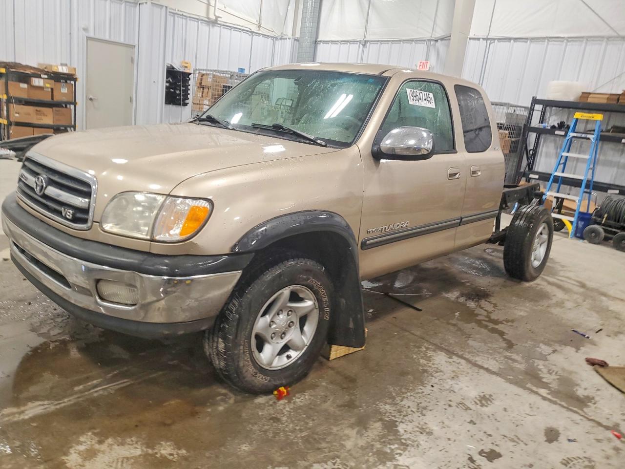 2002 TOYOTA TUNDRA