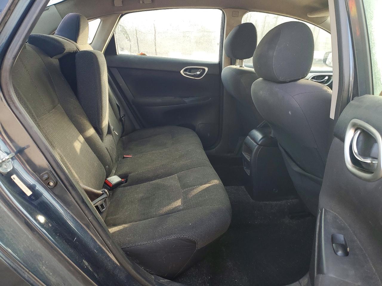 2013 NISSAN SENTRA S photo 10