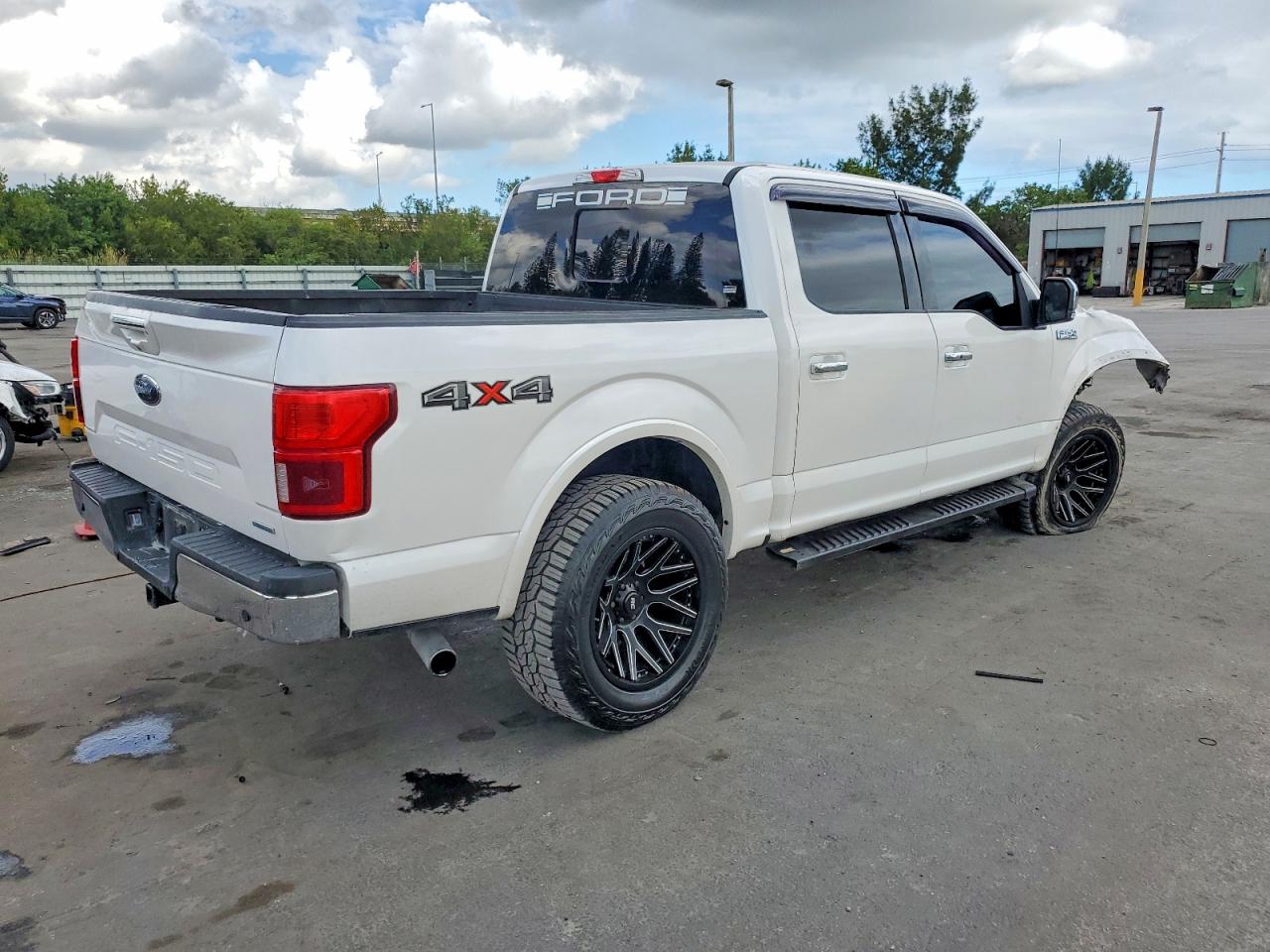 2018 FORD F150 SUPERCREW photo 3