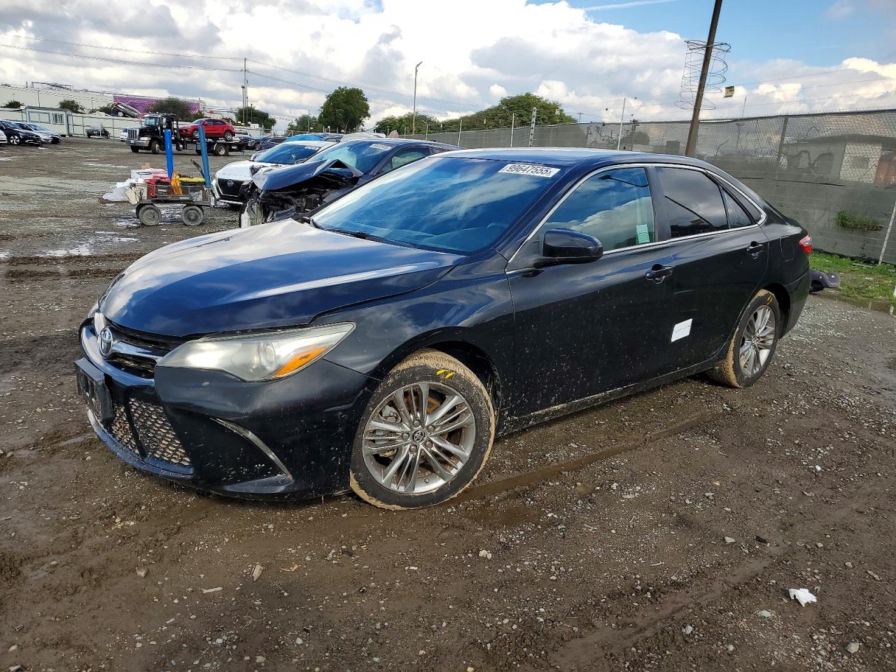 2017 TOYOTA CAMRY