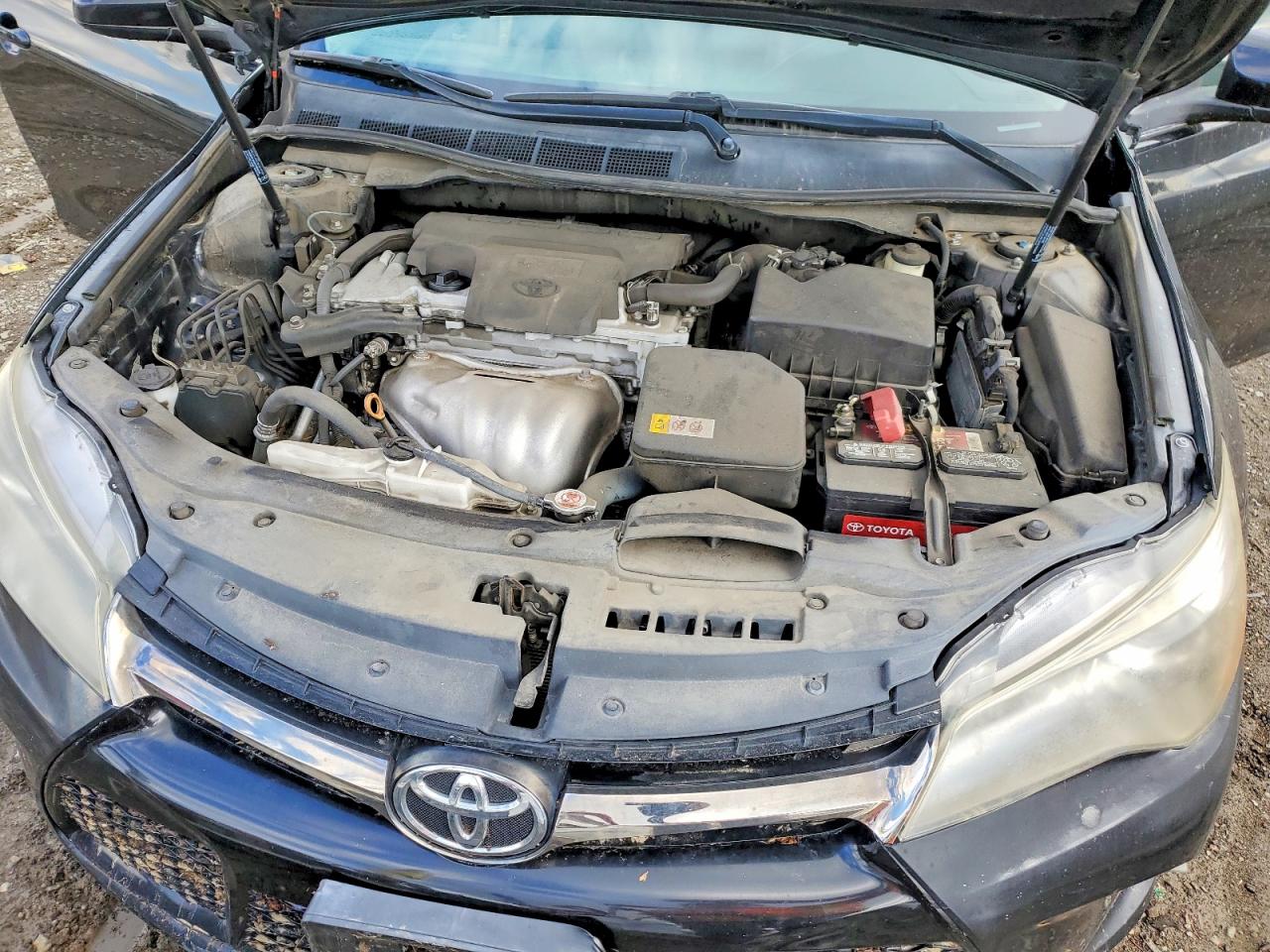2017 TOYOTA CAMRY LE photo 11