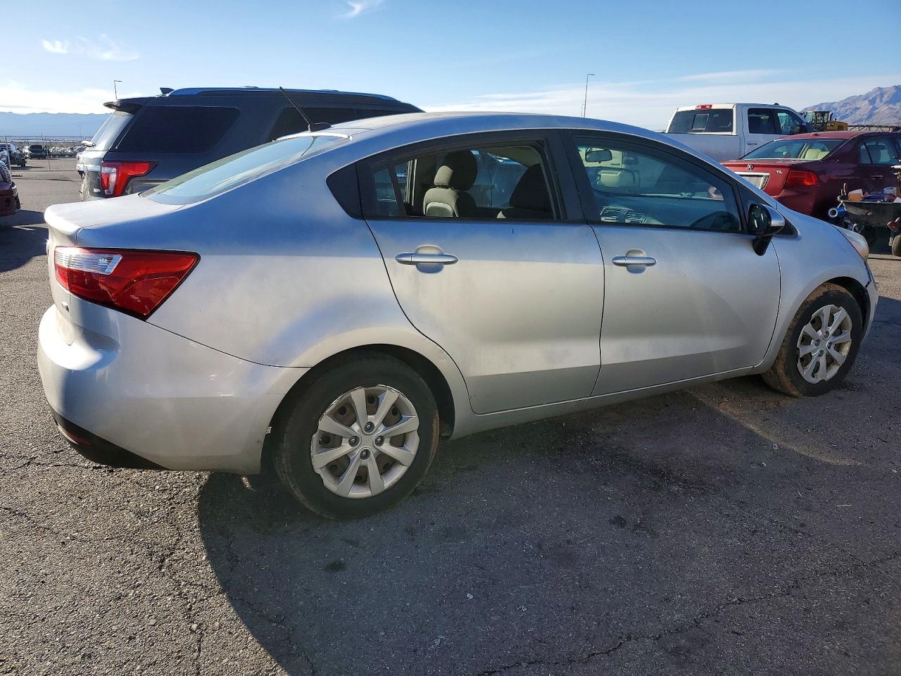 2013 KIA RIO LX photo 3