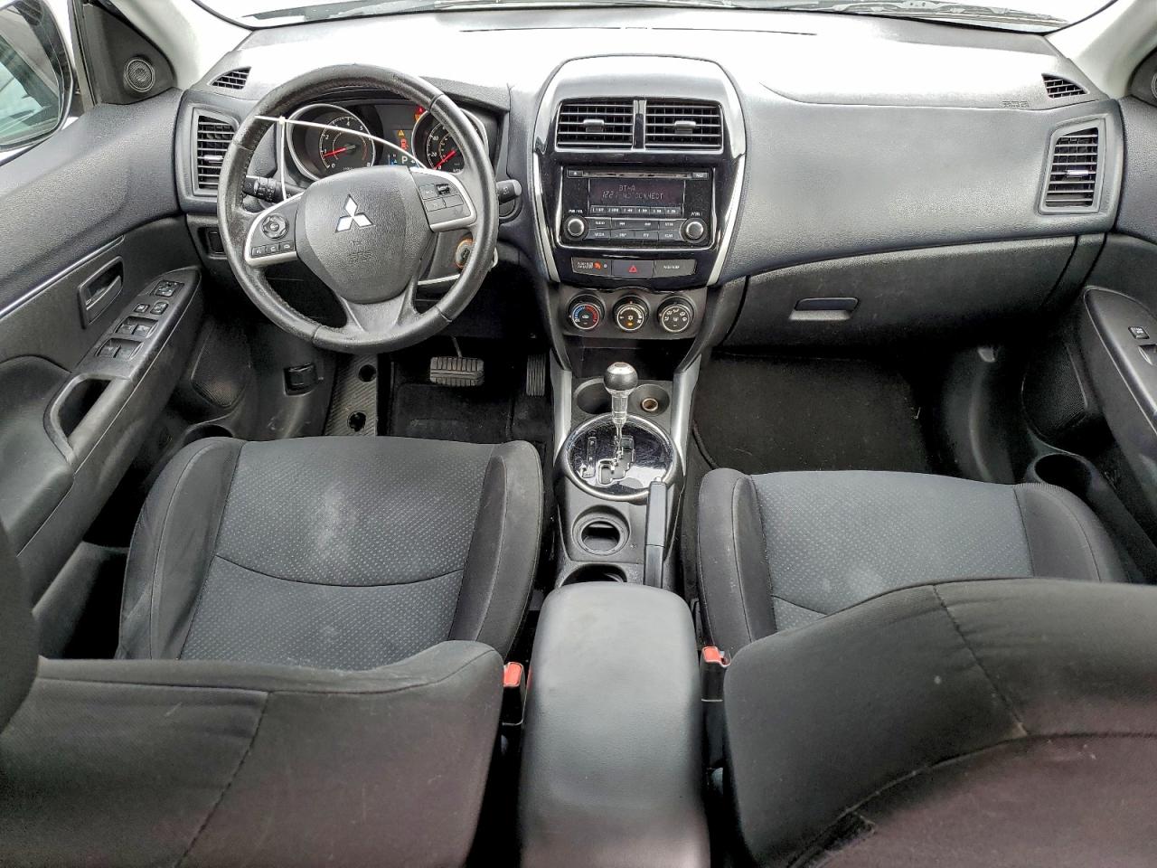 2014 MITSUBISHI OUTLANDER SPORT ES photo 8