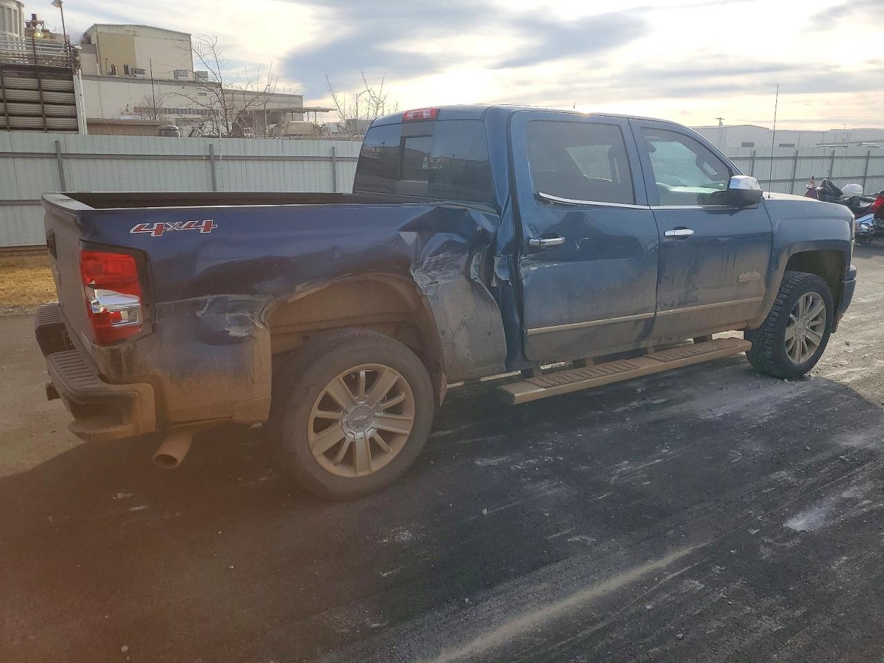 2015 CHEVROLET SILVERADO K1500 HIGH COUNTRY photo 3