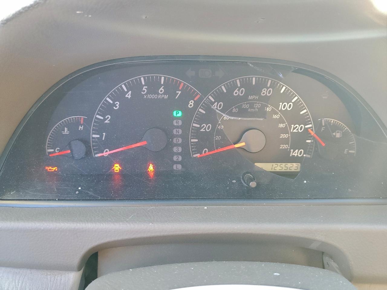 2005 TOYOTA CAMRY LE photo 9