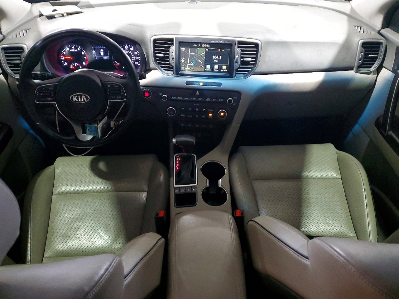 2017 KIA SPORTAGE EX photo 8