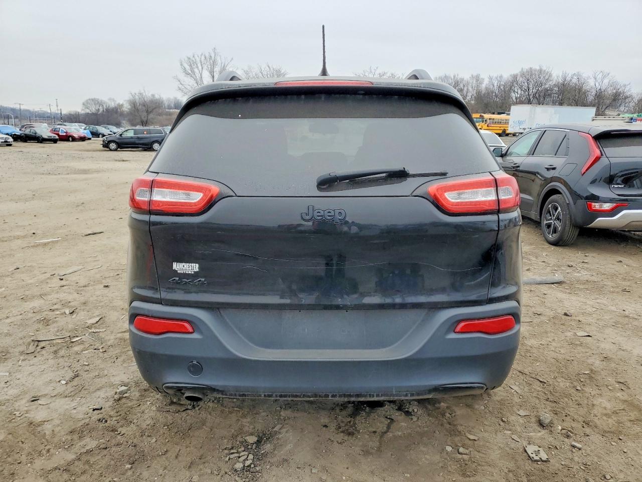 2017 JEEP CHEROKEE SPORT photo 6