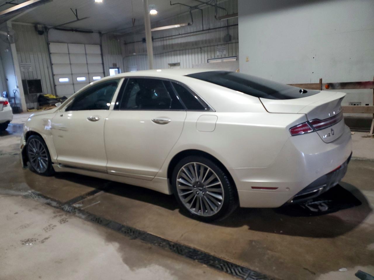 2014 LINCOLN MKZ photo 2