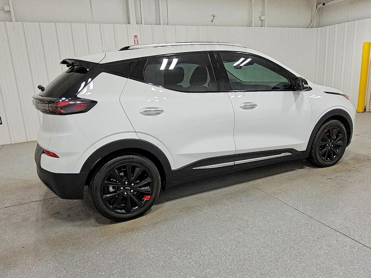 2023 CHEVROLET BOLT EUV PREMIER photo 3