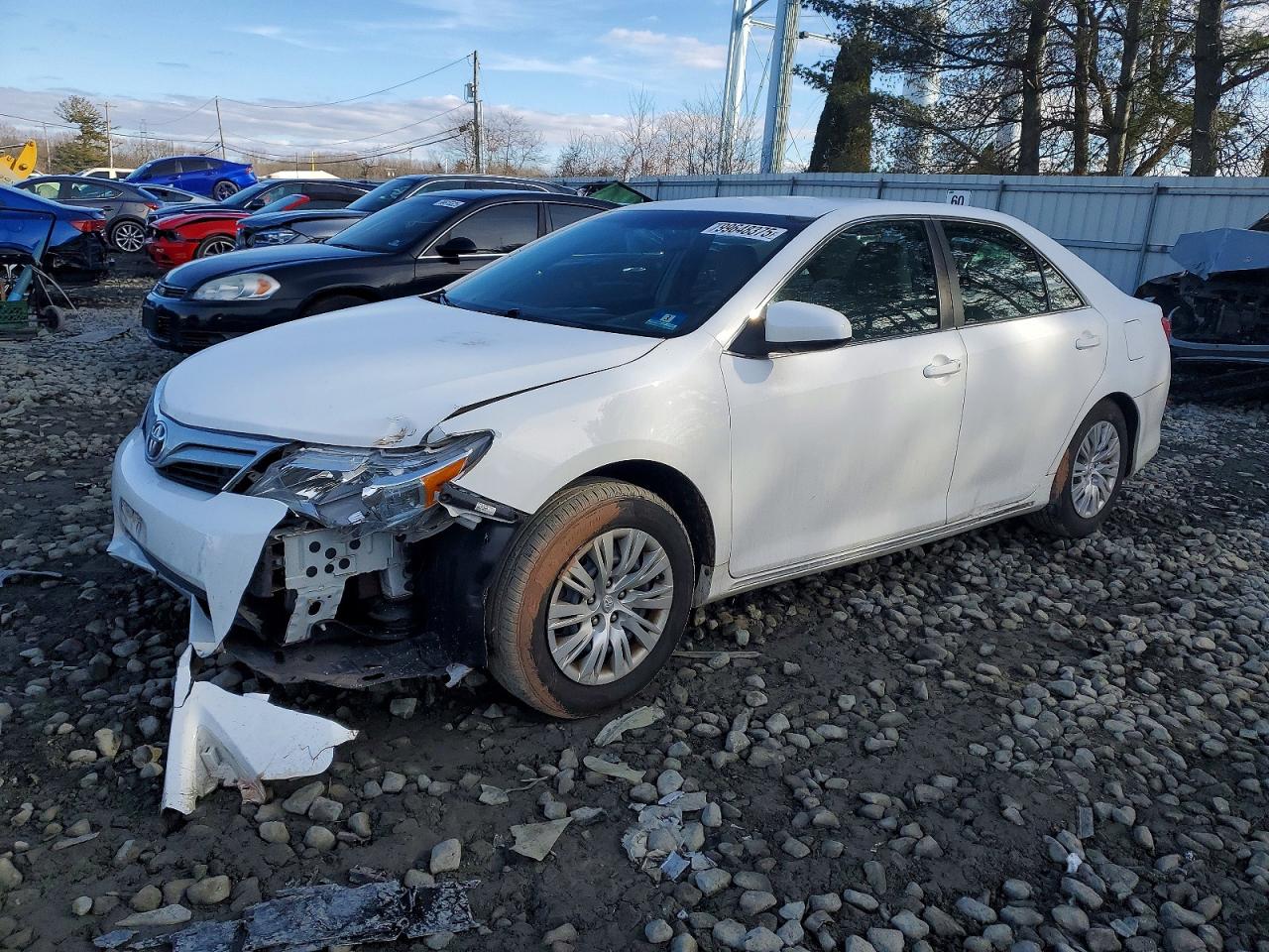 2014 TOYOTA CAMRY