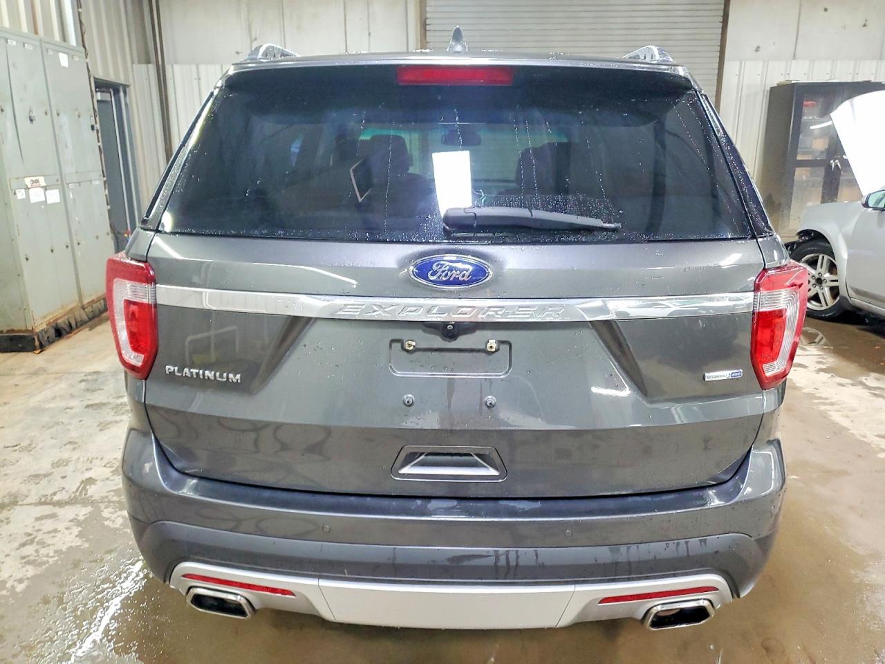 2017 FORD EXPLORER PLATINUM photo 6