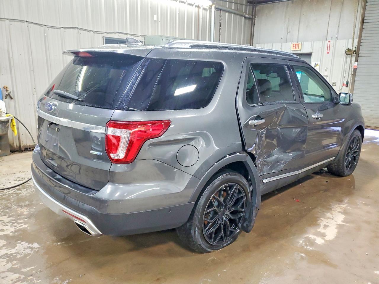 2017 FORD EXPLORER PLATINUM photo 3