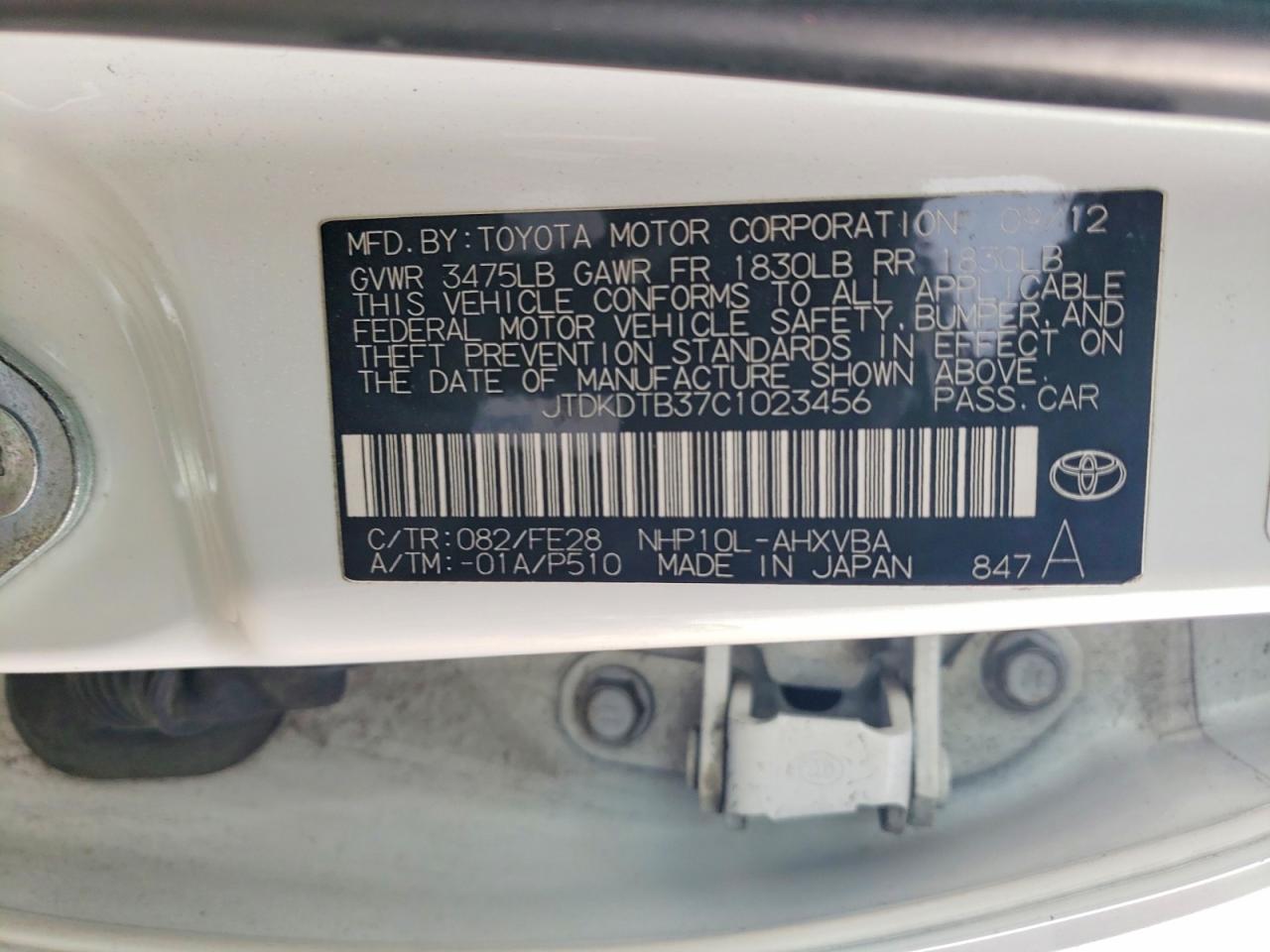 2012 TOYOTA PRIUS C photo 12