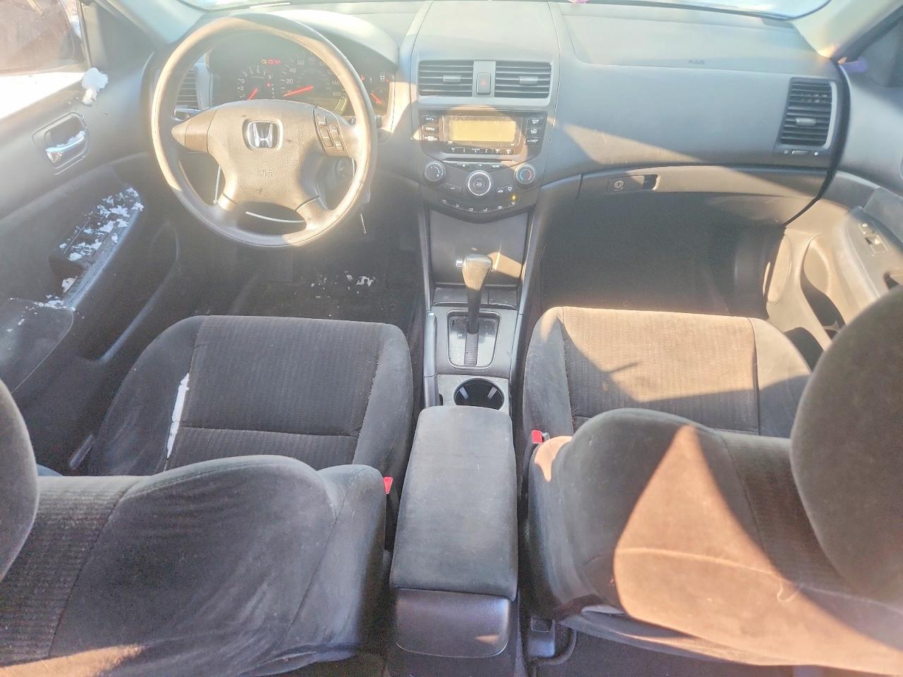 2003 HONDA ACCORD LX photo 8