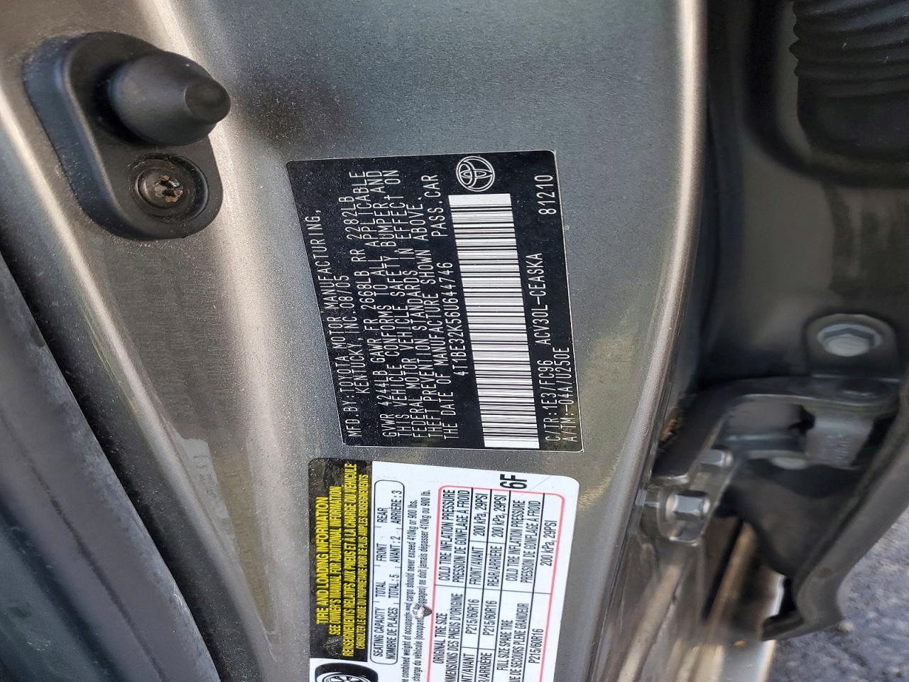 2006 TOYOTA CAMRY LE photo 12