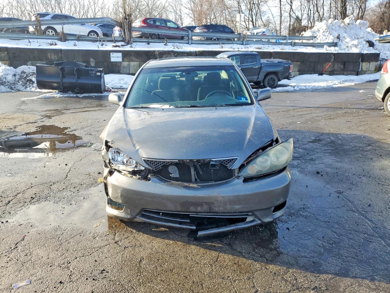 2006 TOYOTA CAMRY LE photo 5