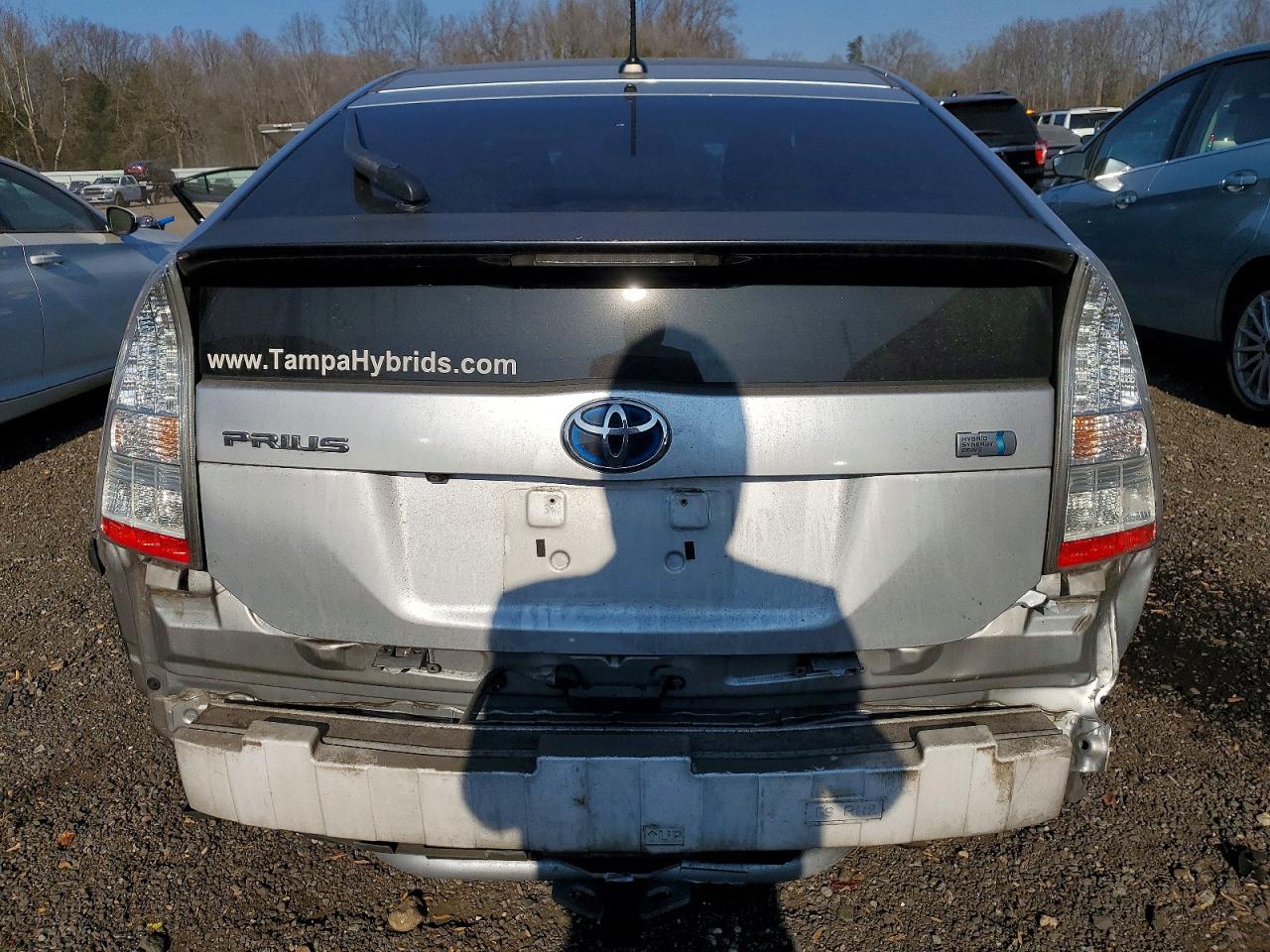 2010 TOYOTA PRIUS photo 6