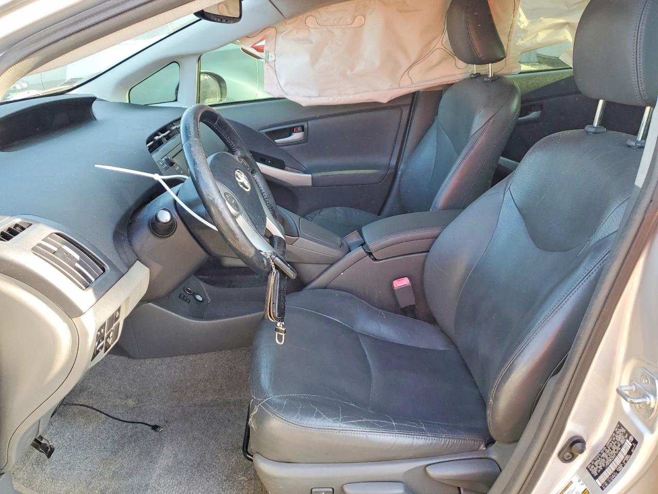 2010 TOYOTA PRIUS photo 7