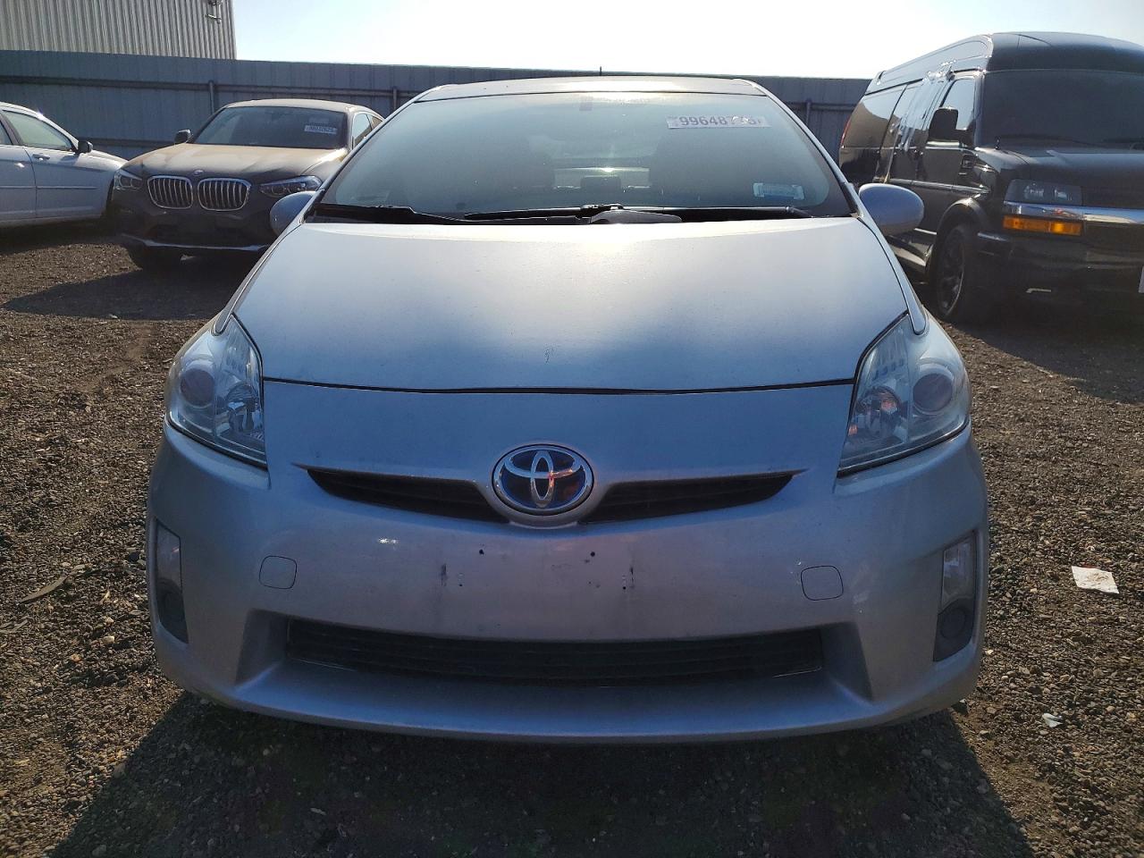 2010 TOYOTA PRIUS photo 5