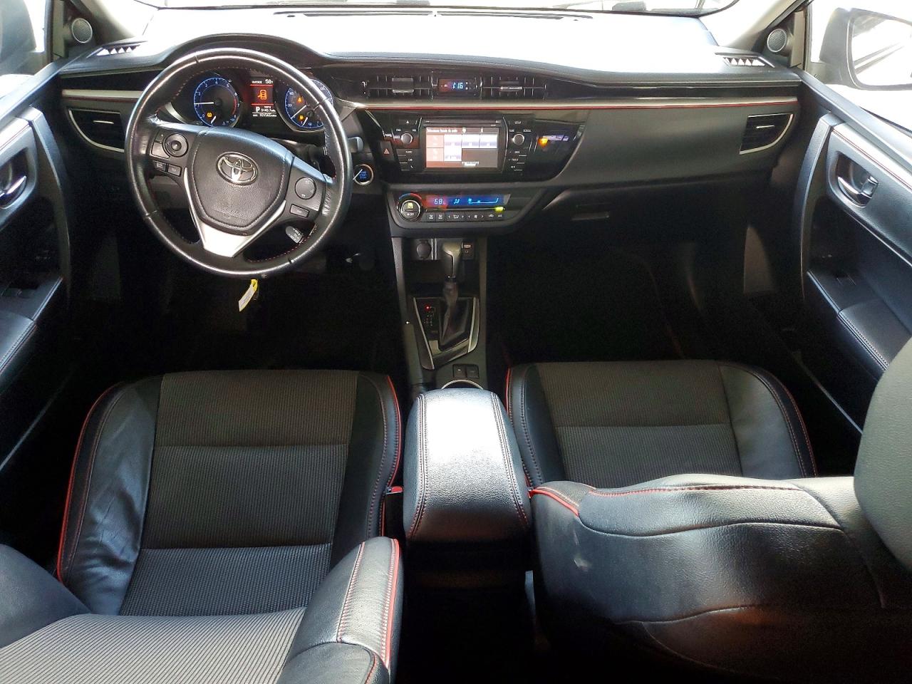 2016 TOYOTA COROLLA L photo 8