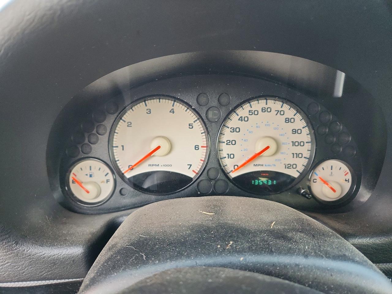 2002 JEEP LIBERTY photo 9