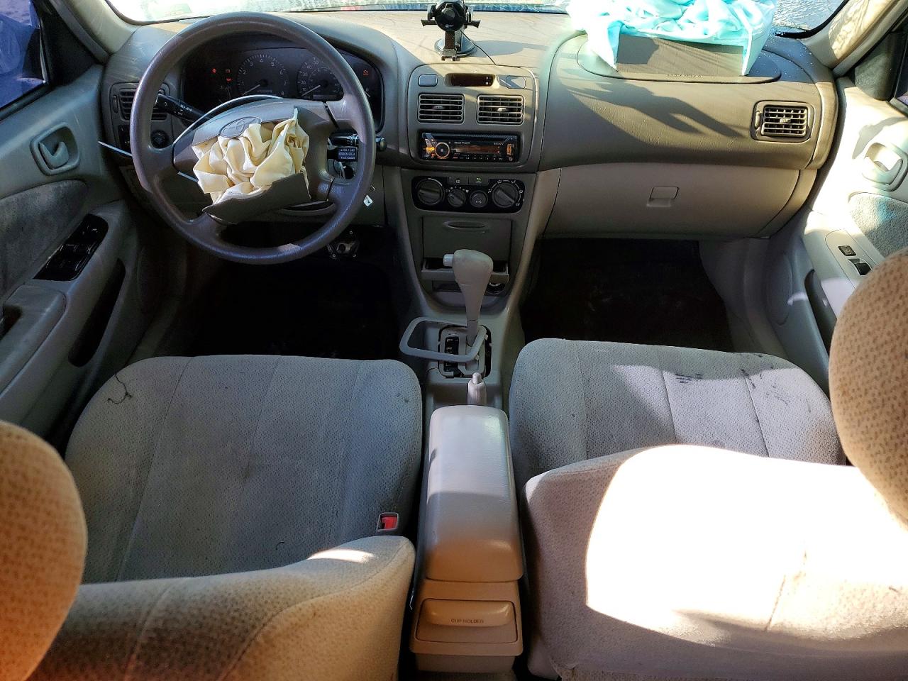 2001 TOYOTA COROLLA CE photo 8