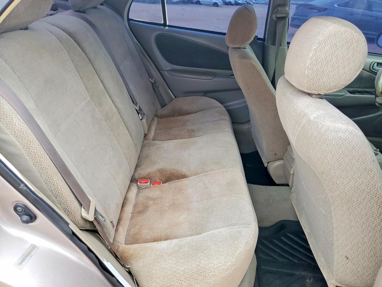 2001 TOYOTA COROLLA CE photo 10