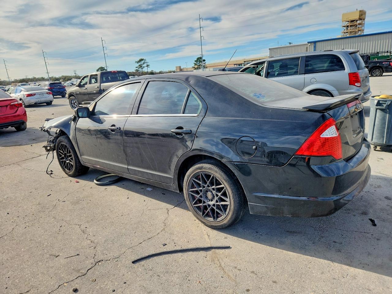 2010 FORD FUSION SE photo 2