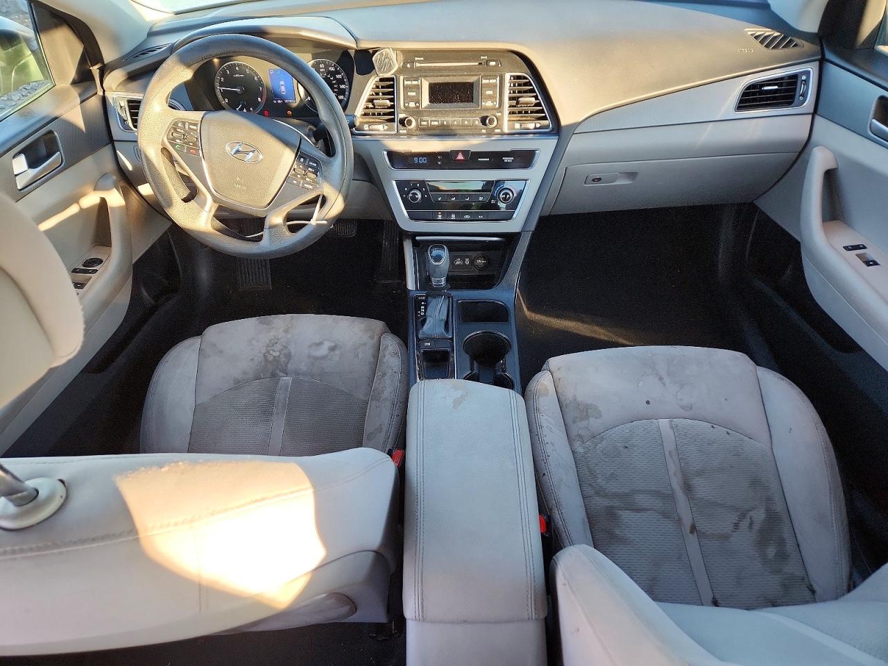 2015 HYUNDAI SONATA SE photo 8