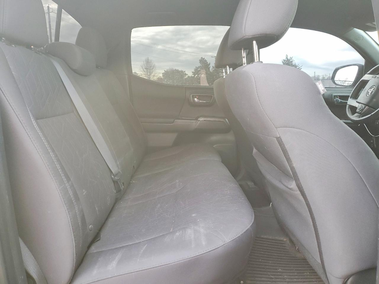2017 TOYOTA TACOMA DOUBLE CAB photo 10