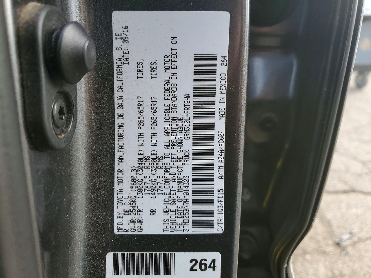 2017 TOYOTA TACOMA DOUBLE CAB photo 12