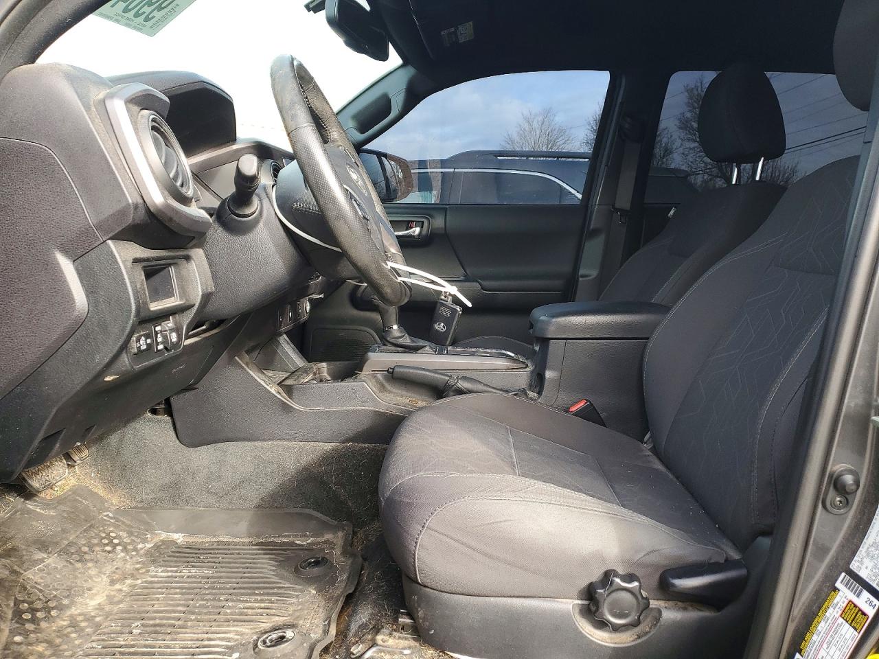 2017 TOYOTA TACOMA DOUBLE CAB photo 7