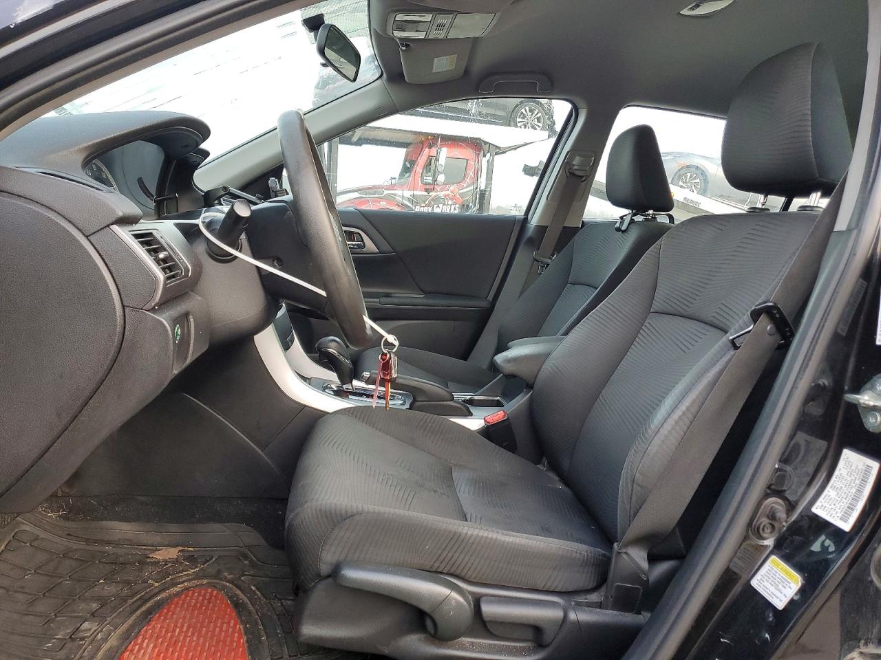 2015 HONDA ACCORD LX photo 7