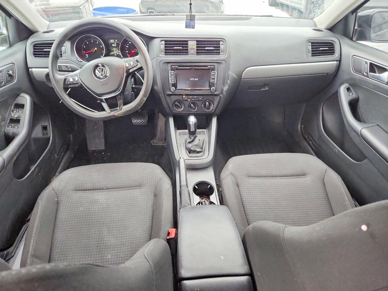 2015 VOLKSWAGEN JETTA BASE photo 15