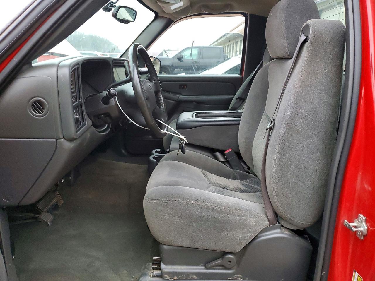 2005 CHEVROLET SILVERADO C1500 photo 7