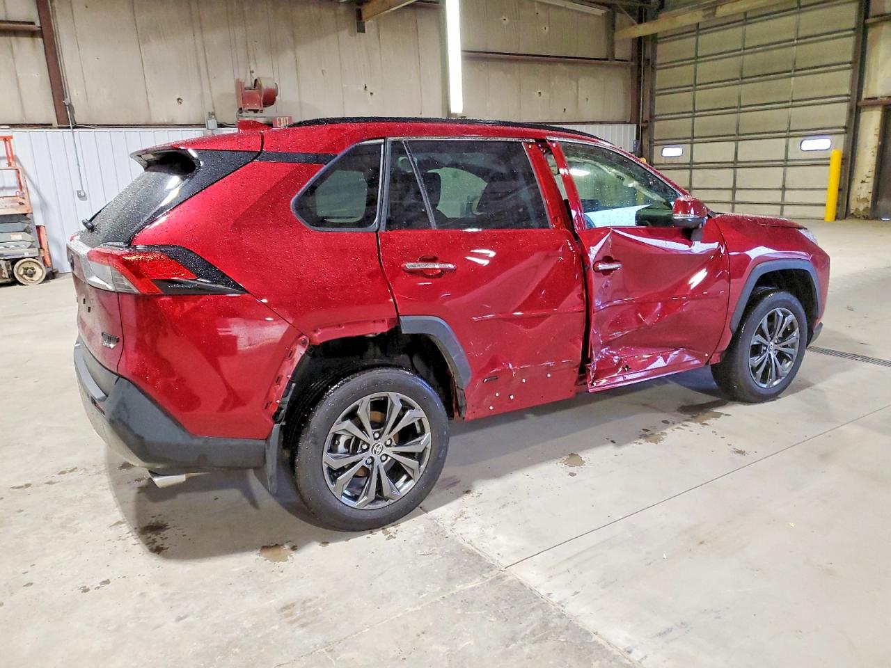 2025 TOYOTA RAV4 LIMITED photo 5