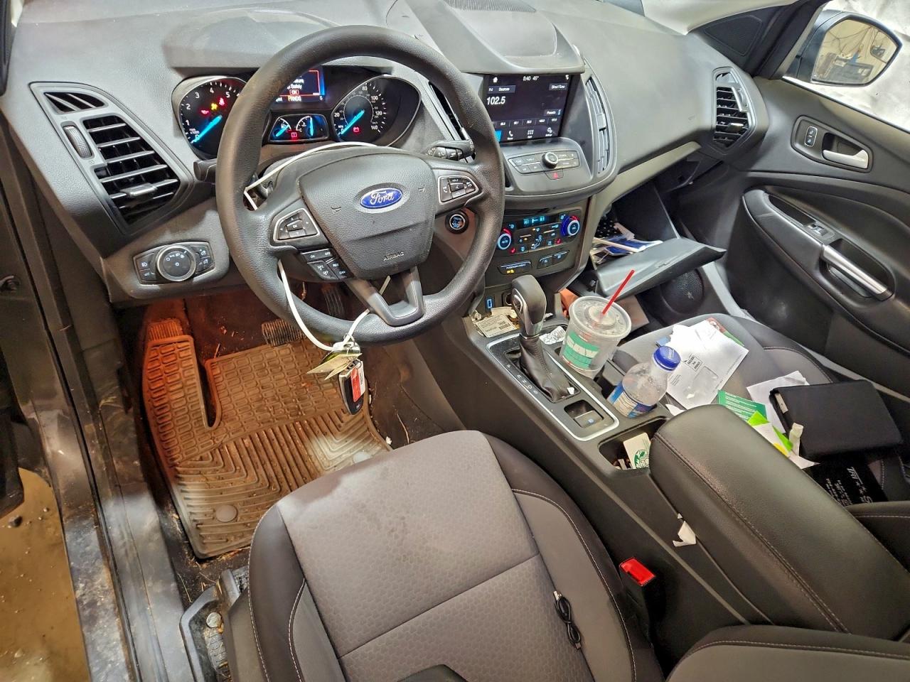 2019 FORD ESCAPE SE photo 8