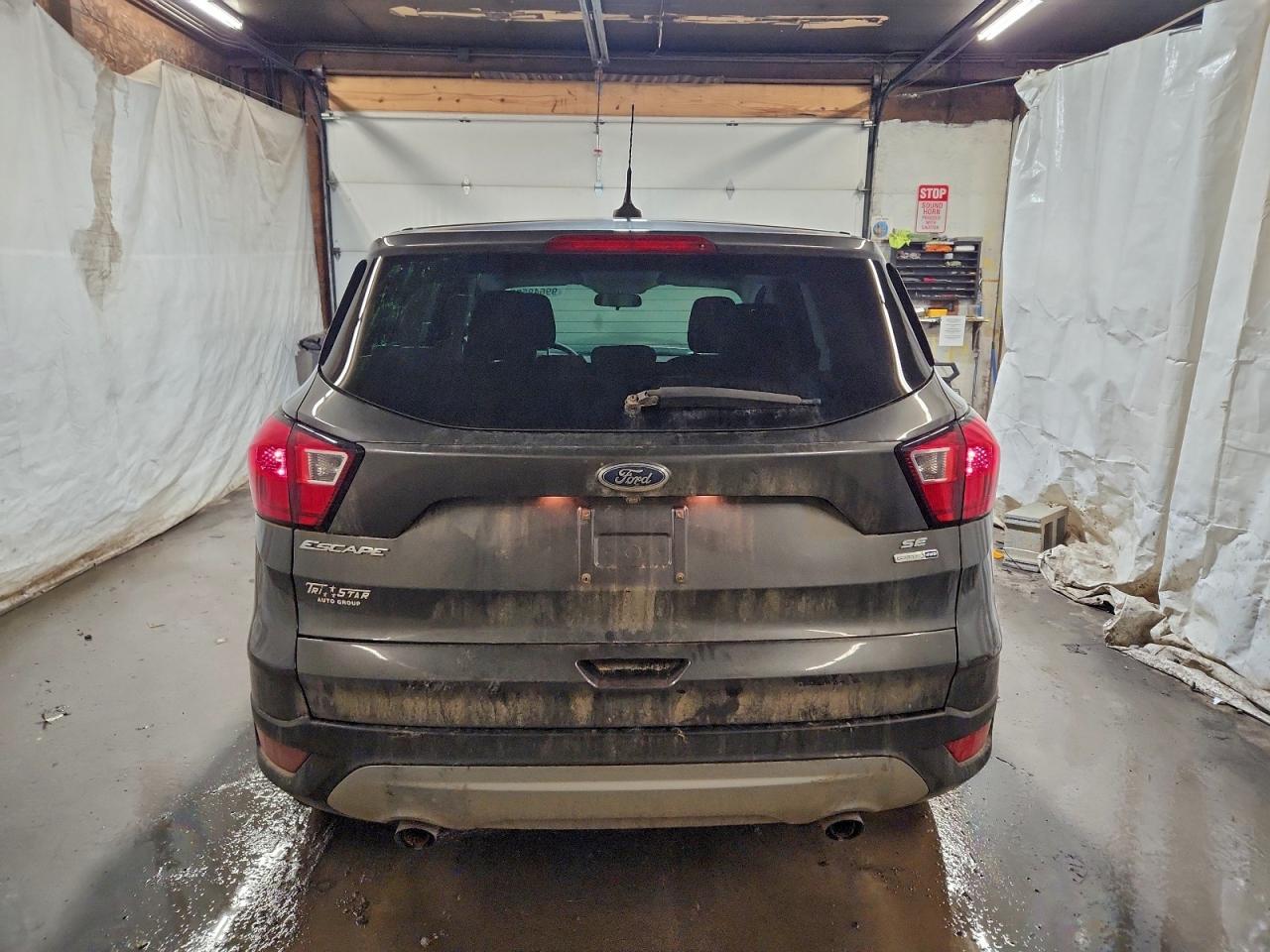 2019 FORD ESCAPE SE photo 6