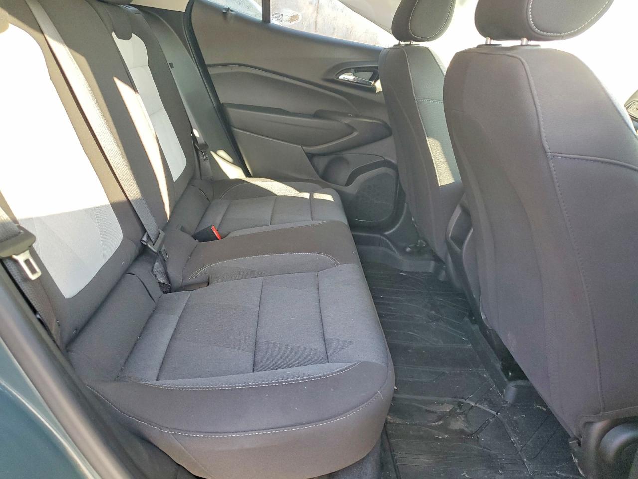 2025 CHEVROLET TRAX LS photo 11