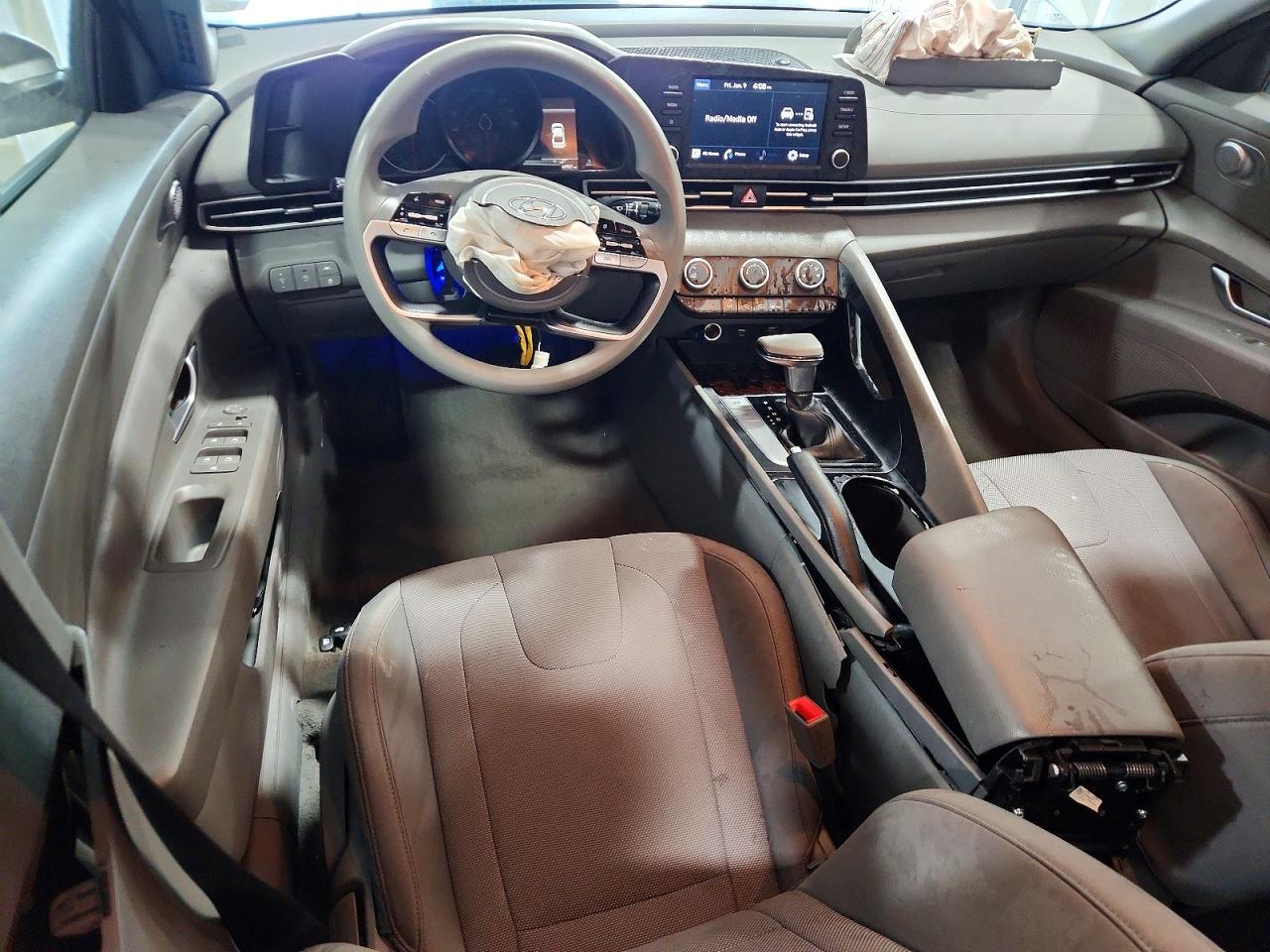 2021 HYUNDAI ELANTRA SE photo 15