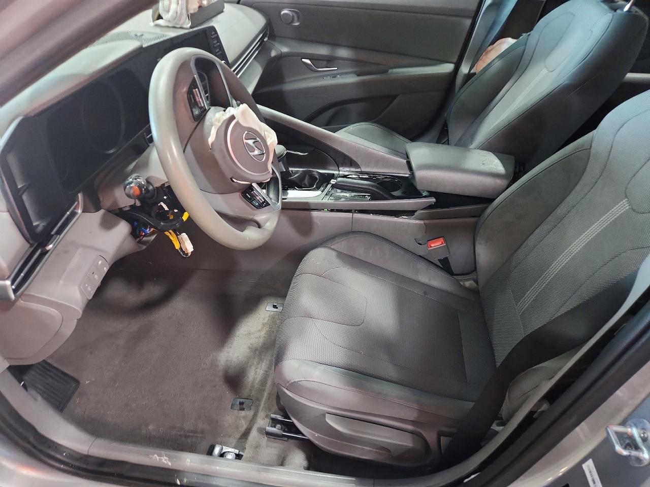 2021 HYUNDAI ELANTRA SE photo 13
