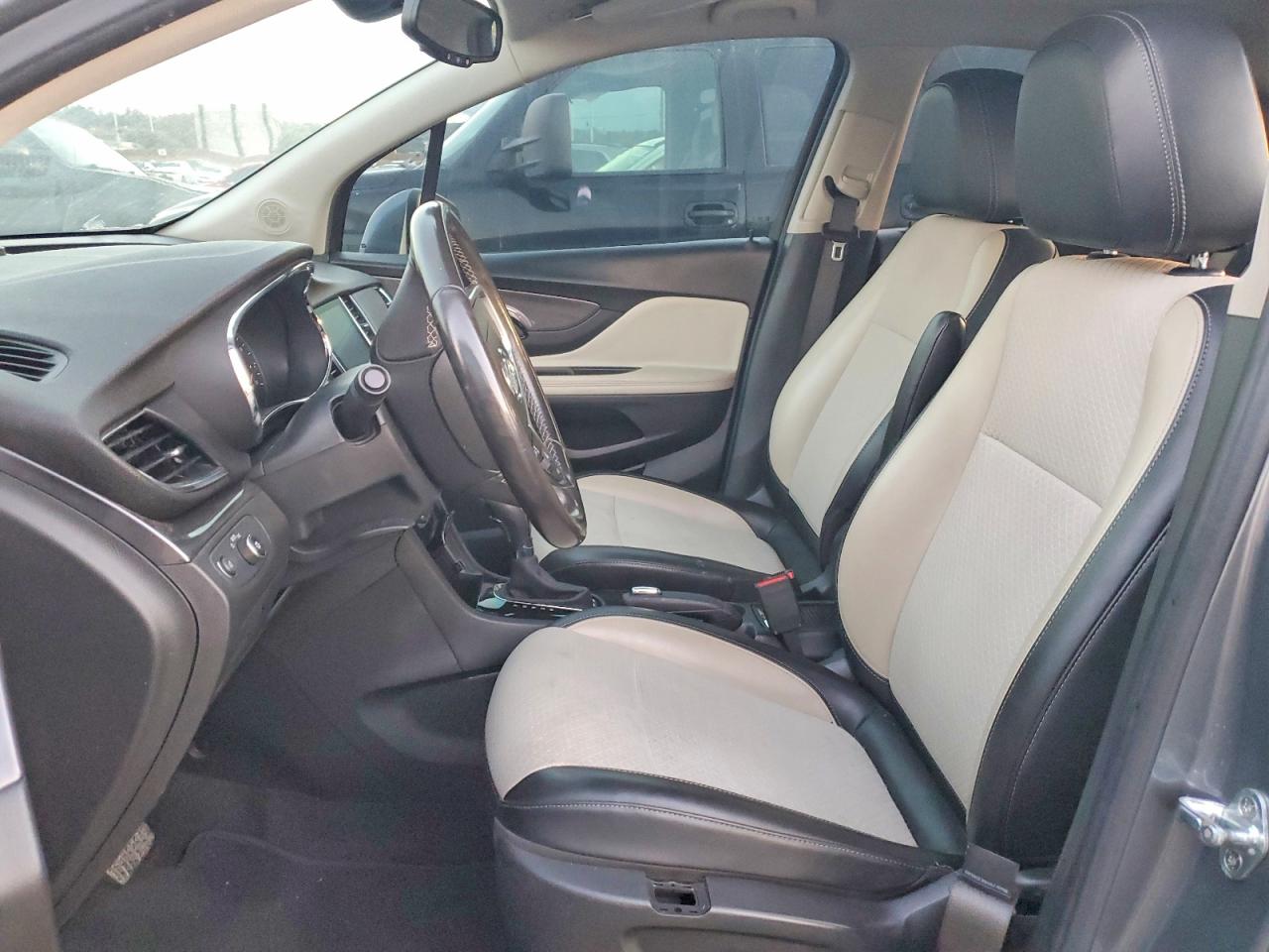2019 BUICK ENCORE PREFERRED photo 7