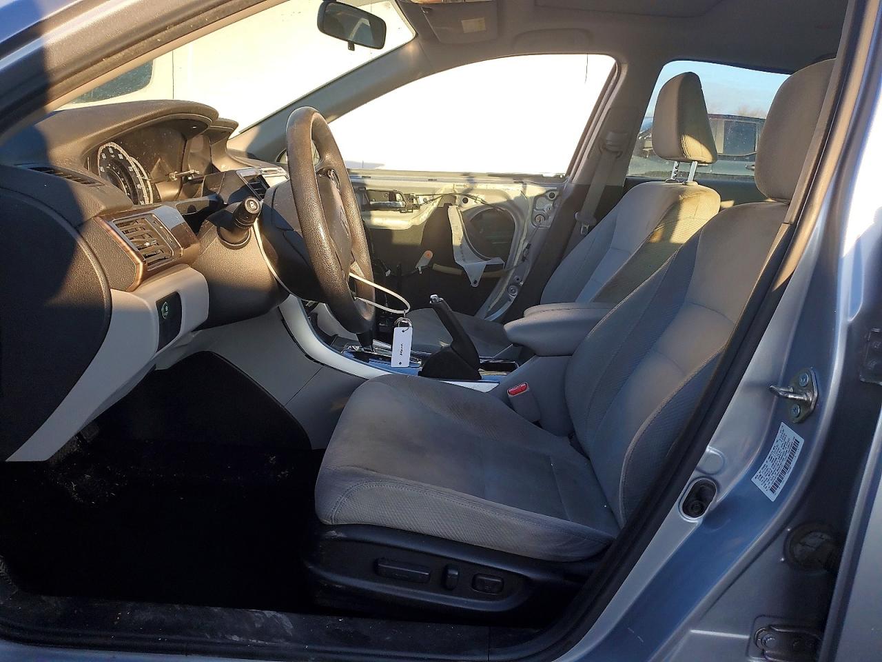 2016 HONDA ACCORD EX photo 7