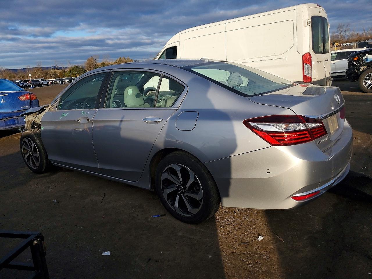 2016 HONDA ACCORD EX photo 2
