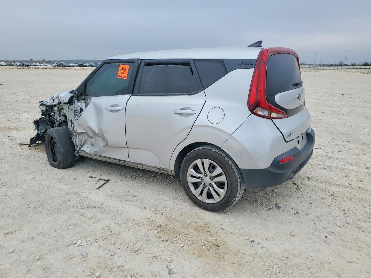 2020 KIA SOUL LX photo 2