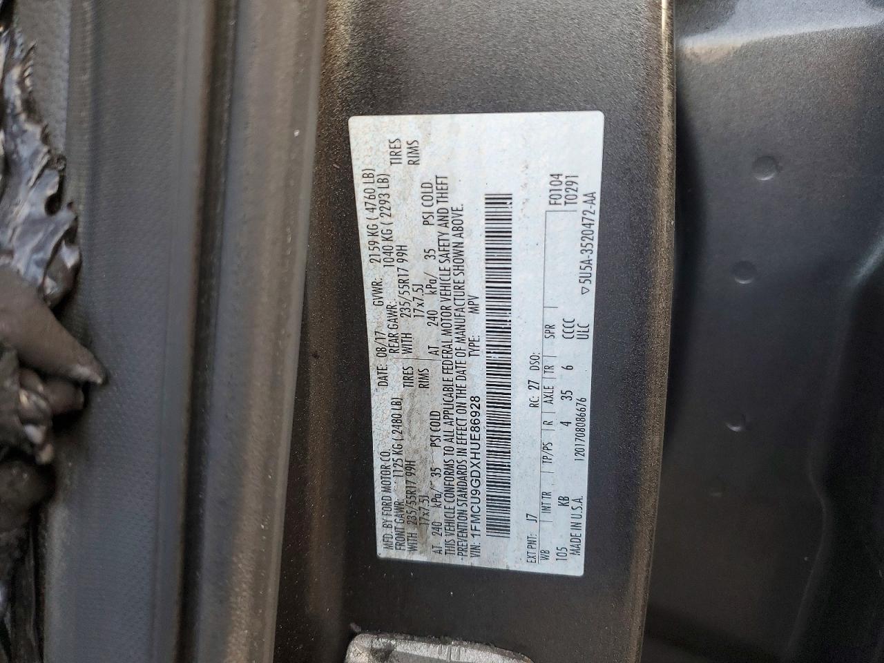 2017 FORD ESCAPE SE photo 13
