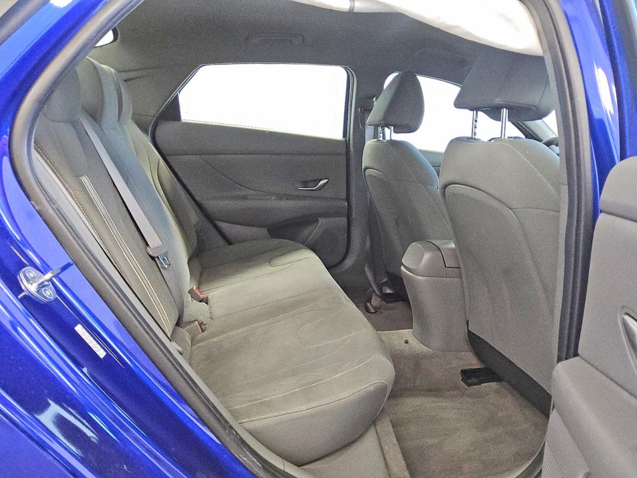 2023 HYUNDAI ELANTRA SEL photo 10