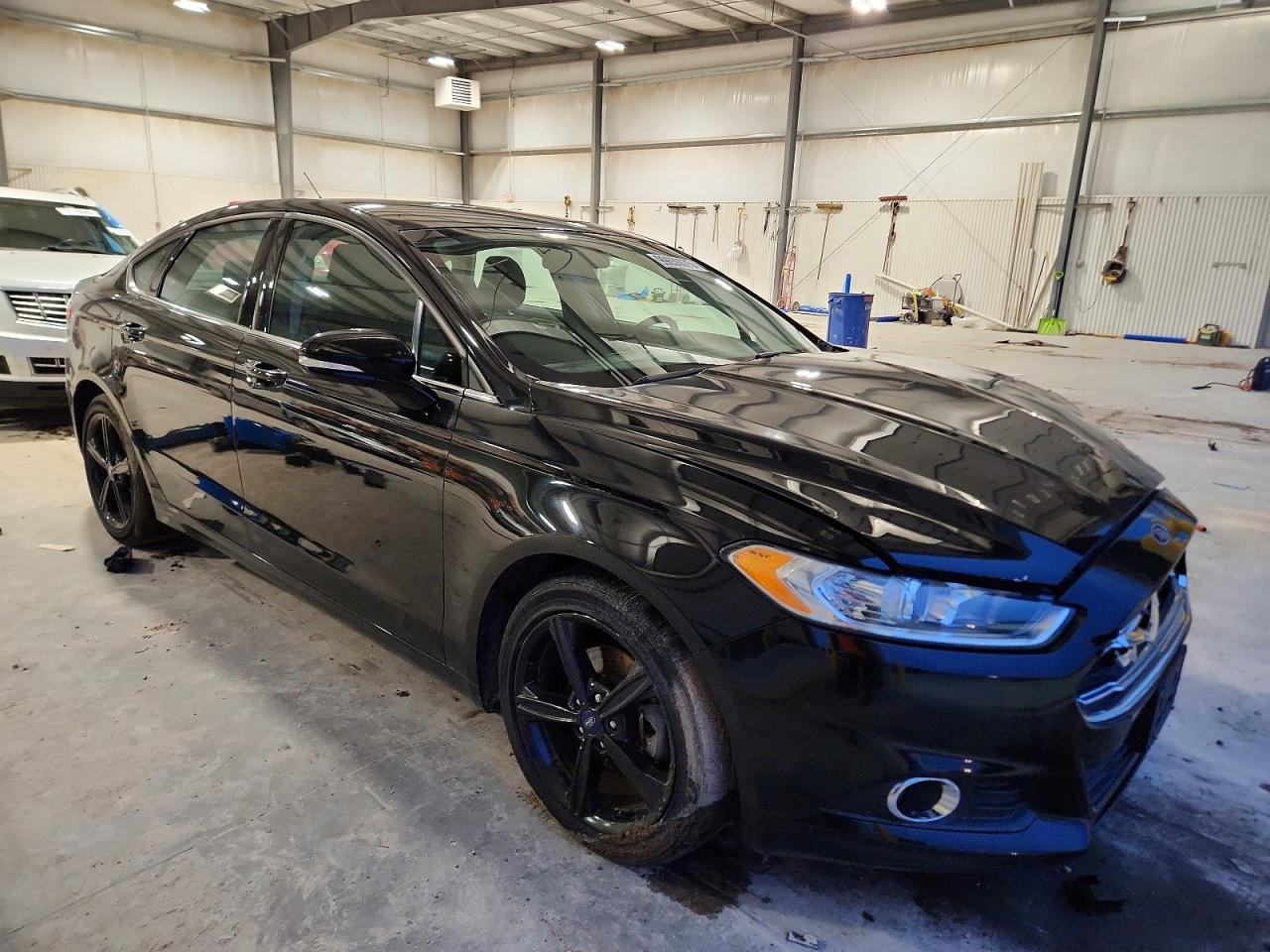 2016 FORD FUSION SE photo 4